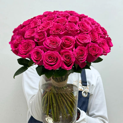 100 وردة حمراء صغيرة WW